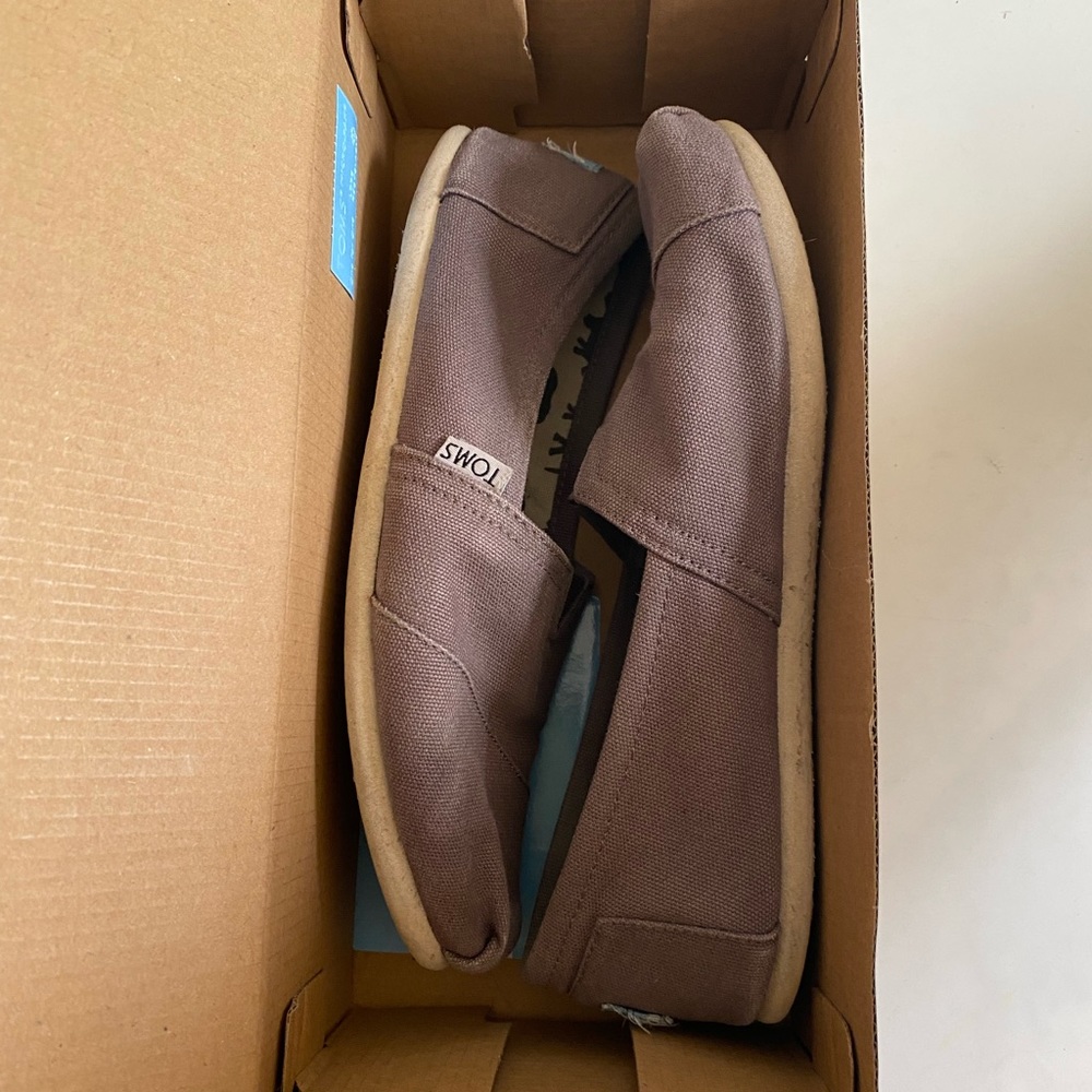 Toms shoes